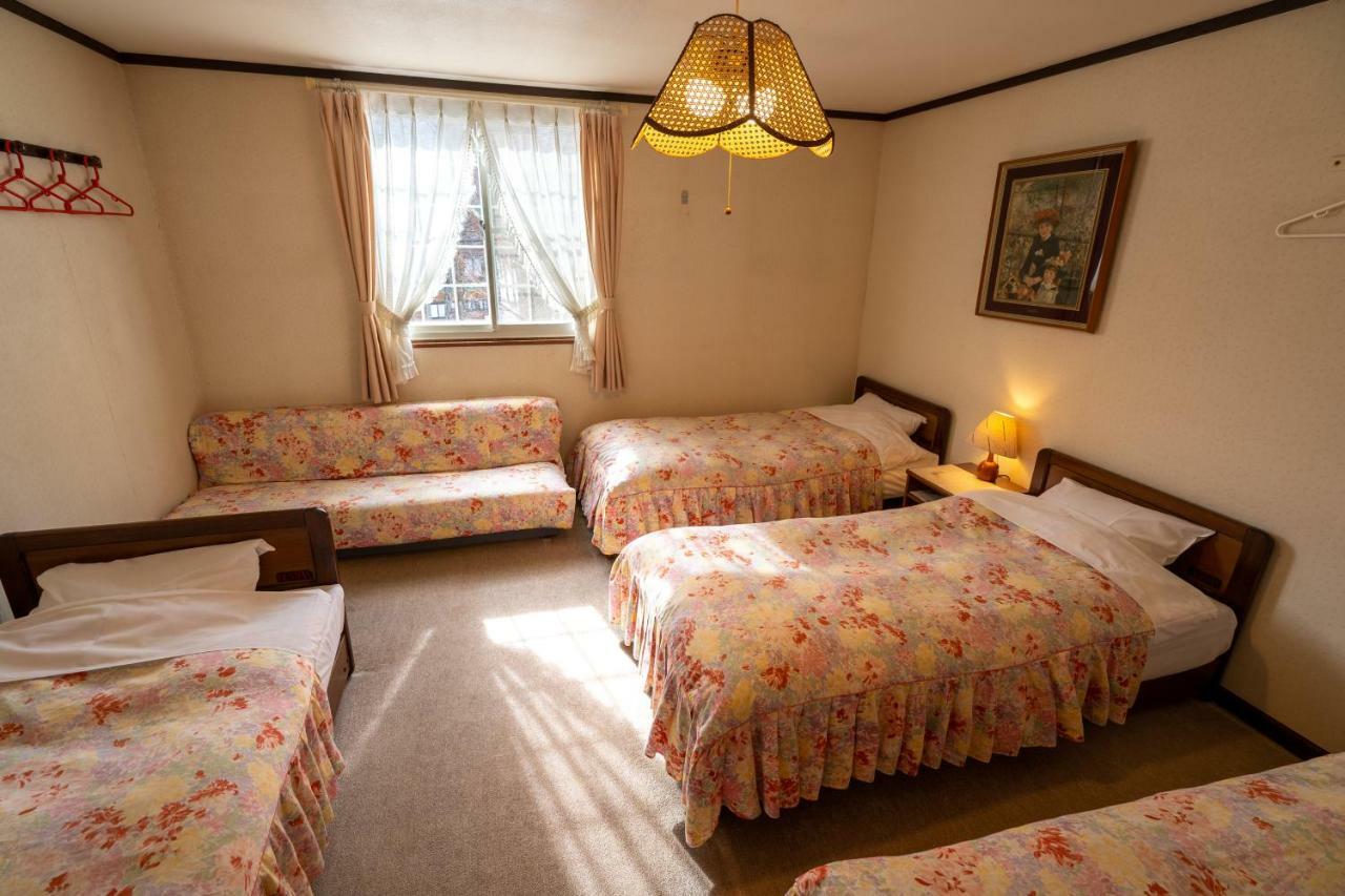 ピュアモール ミモザ Hotel Hakuba Kültér fotó