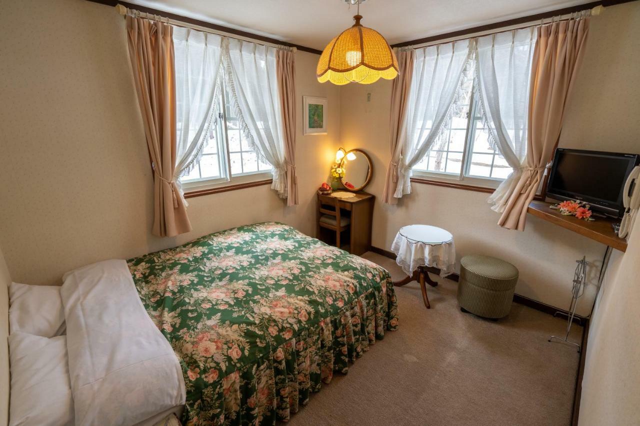 ピュアモール ミモザ Hotel Hakuba Kültér fotó